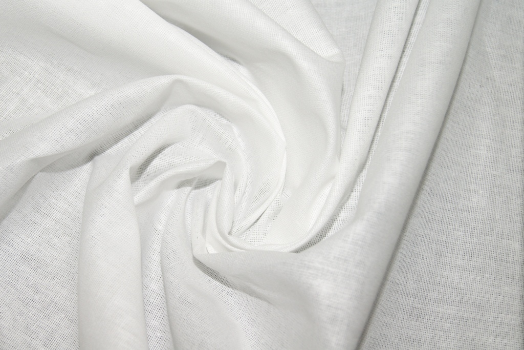 Беленая бязь – прочная и приятная на ощупь ткань.